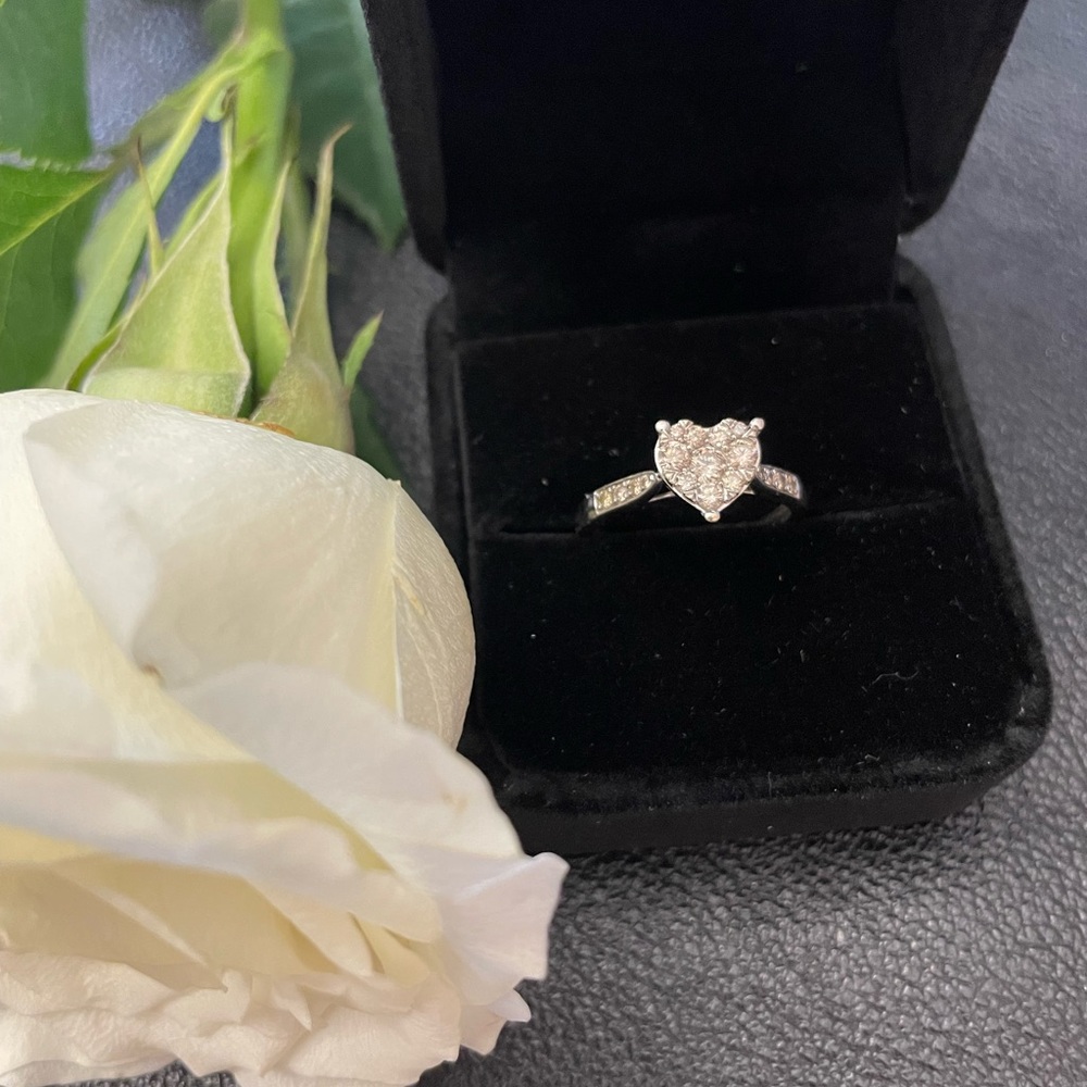 heart illusion engagement ring 18K white gold 0.50 CTW natural diamond size 6